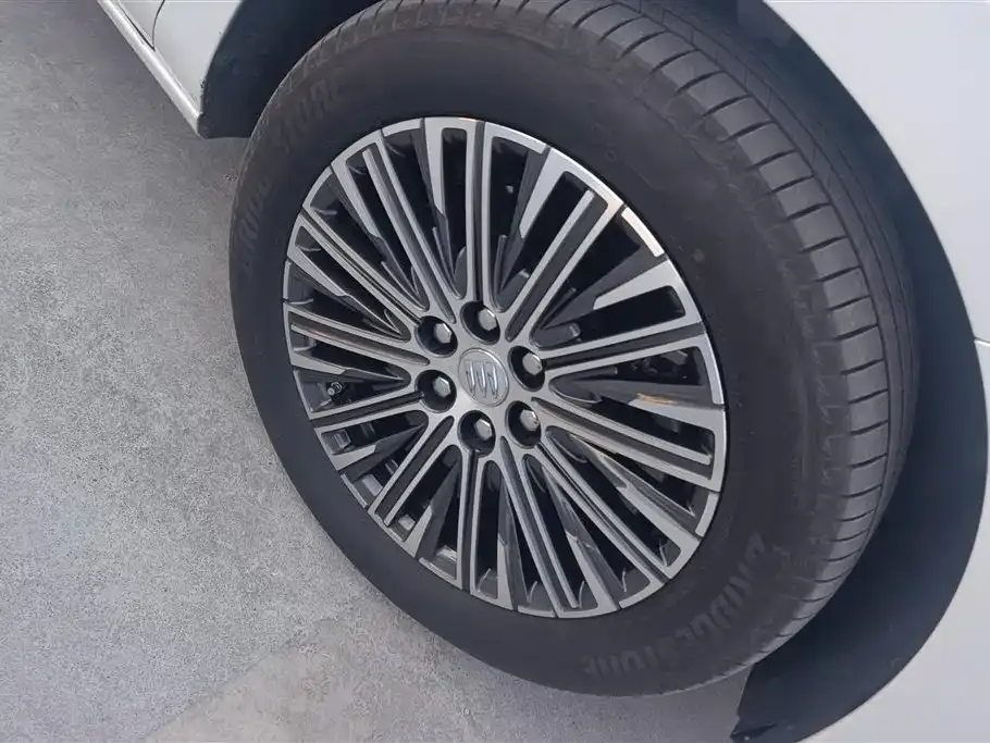 Buick GL8 Hybrid 2024 из CN, фото 9