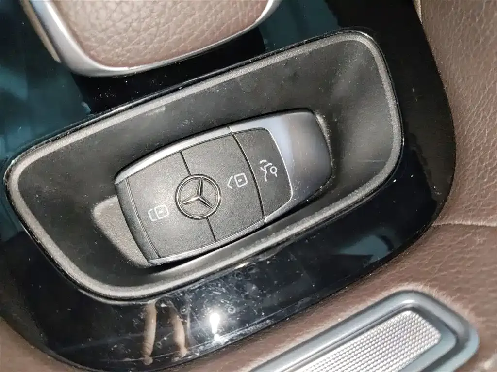 Mercedes-Benz GLE — фото 4