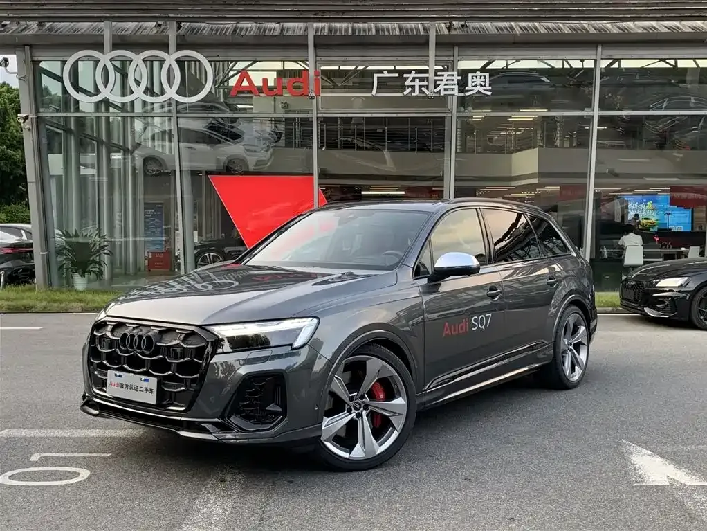 Audi SQ7 2024 из CN, фото 1