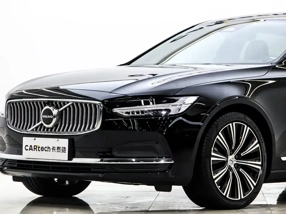 Volvo S90 — фото 9