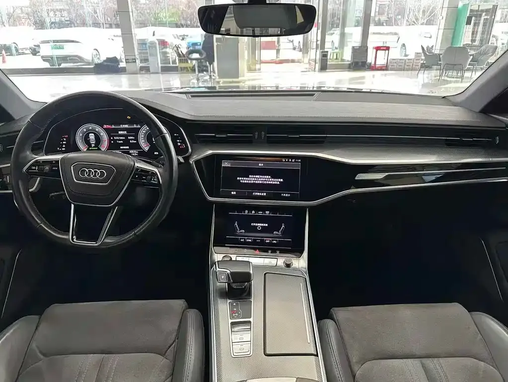 Audi A6L 2023 из CN, фото 3