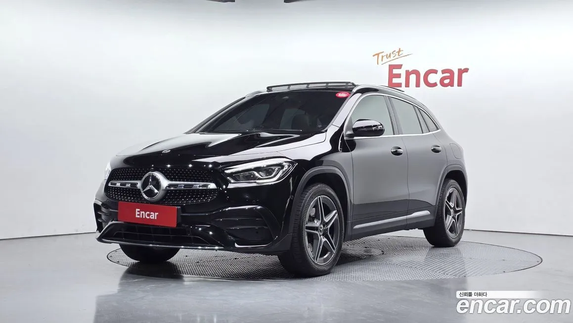 Mercedes-Benz GLA-Class — фото 1
