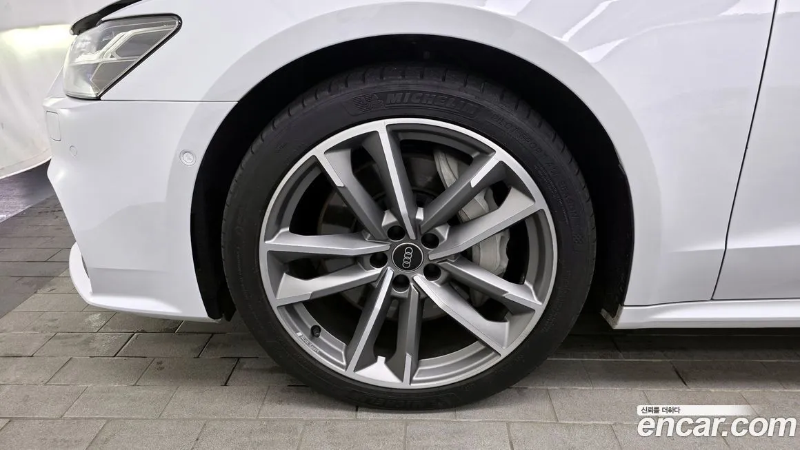 Audi A7 2021 из KR, фото 9