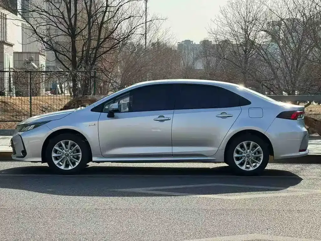 Toyota Corolla 2022 из CN, фото 7
