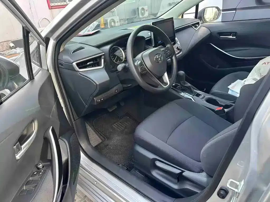 Toyota Corolla 2022 из CN, фото 3