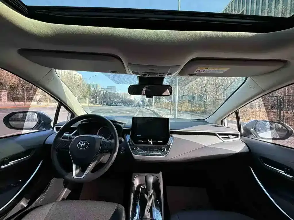 Toyota Corolla 2022 из CN, фото 2