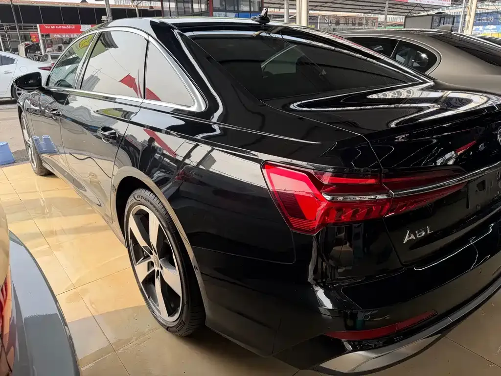 Audi A6L 2023 из CN, фото 5