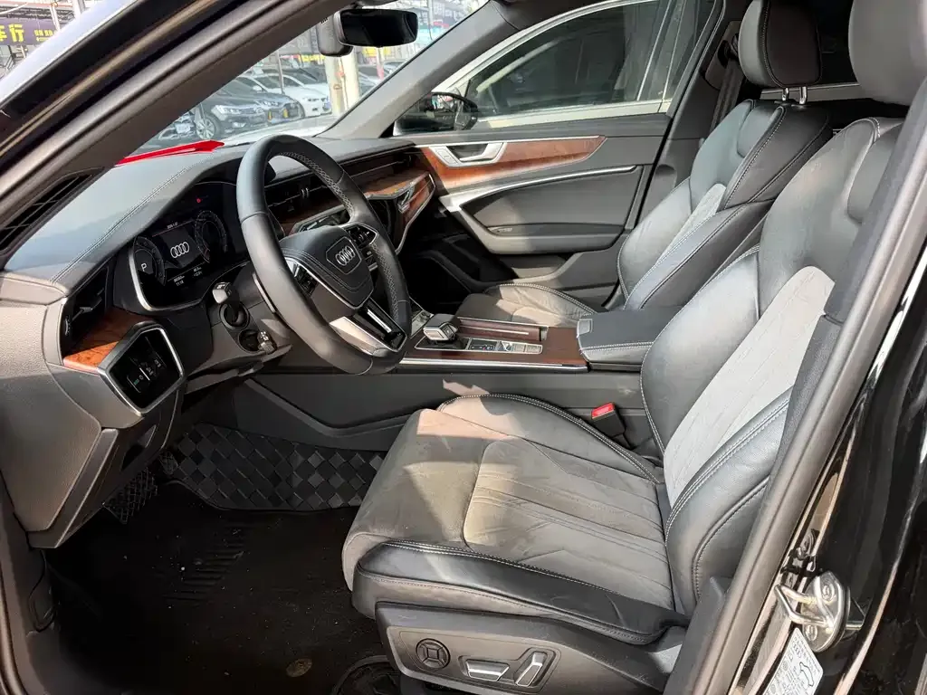 Audi A6L 2023 из CN, фото 9