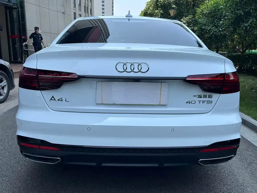 Audi A4L — фото 4