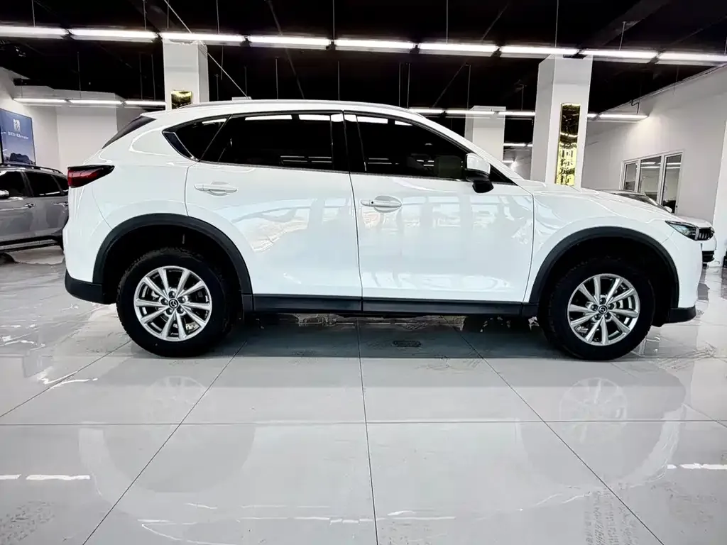 Mazda CX-5 2022 из CN, фото 2