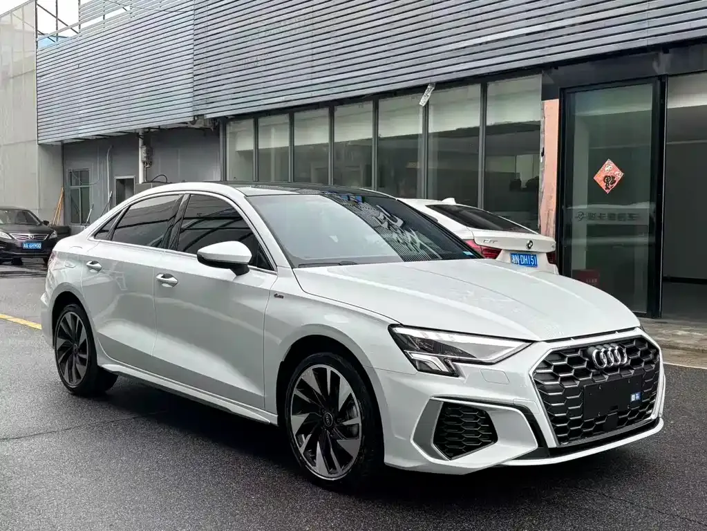 Audi A3 2023 из CN, фото 9