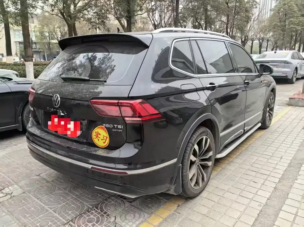 Volkswagen Tiguan L 2021 из CN, фото 3