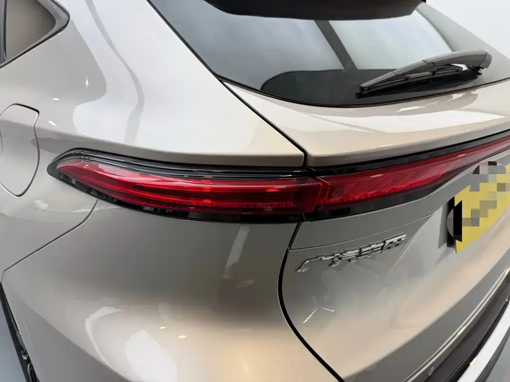Toyota Venza 2024 из CN, фото 10