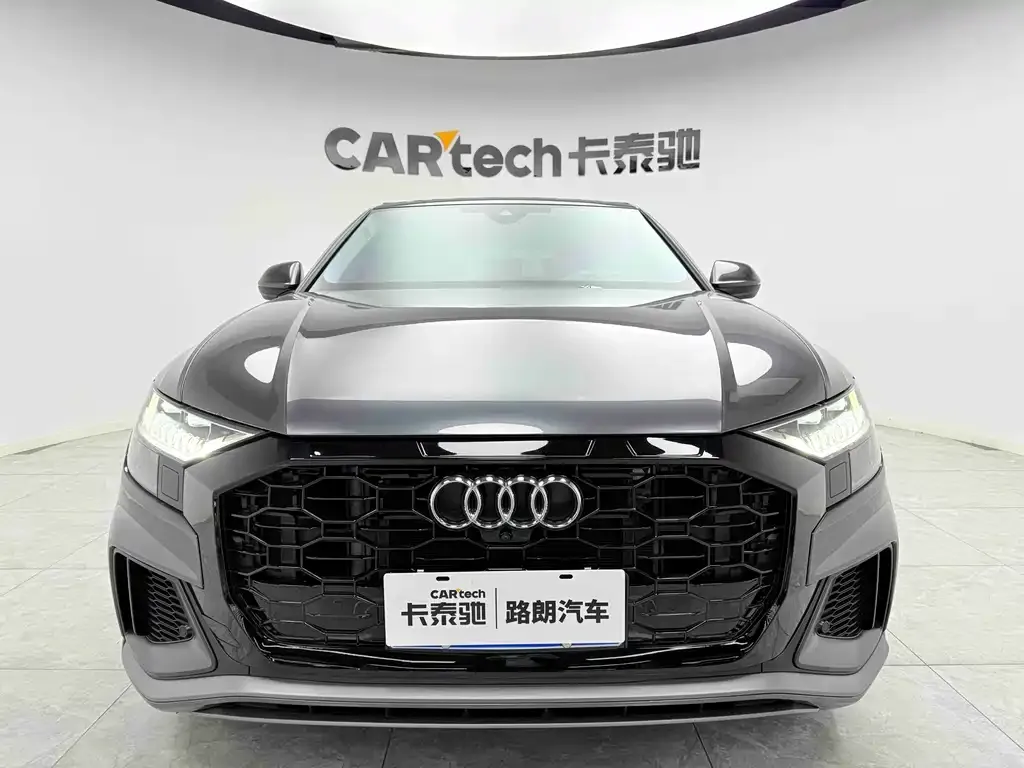 Audi Q8 2023 из CN, фото 5