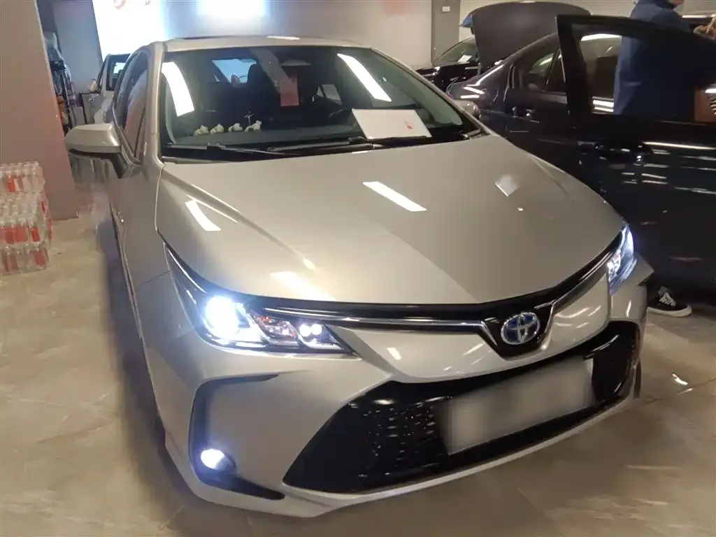 Toyota Corolla 2023 из CN, фото 4