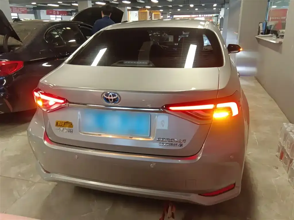 Toyota Corolla 2023 из CN, фото 6