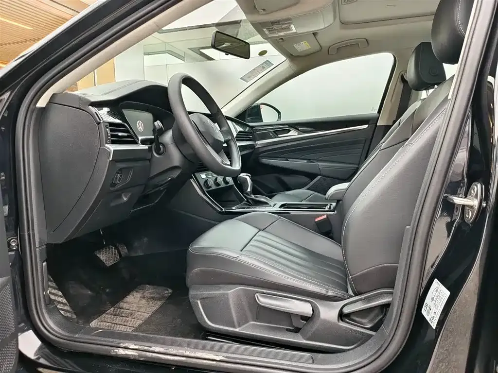 Volkswagen Passat — фото 7