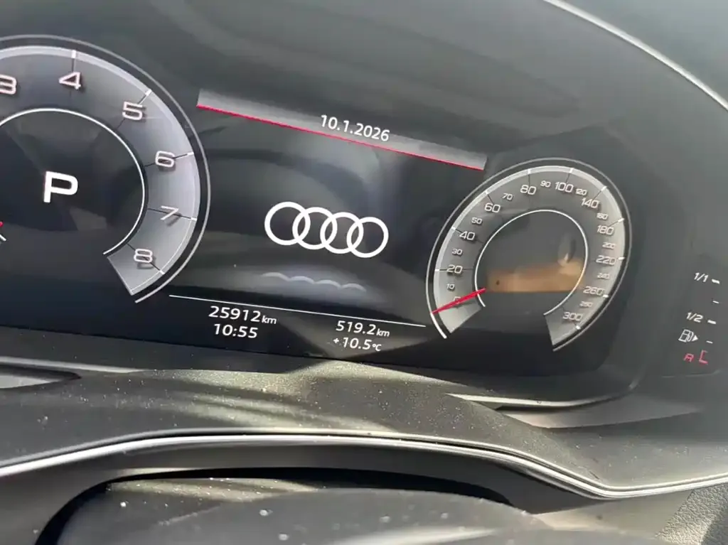 Audi A6L 2024 из CN, фото 2