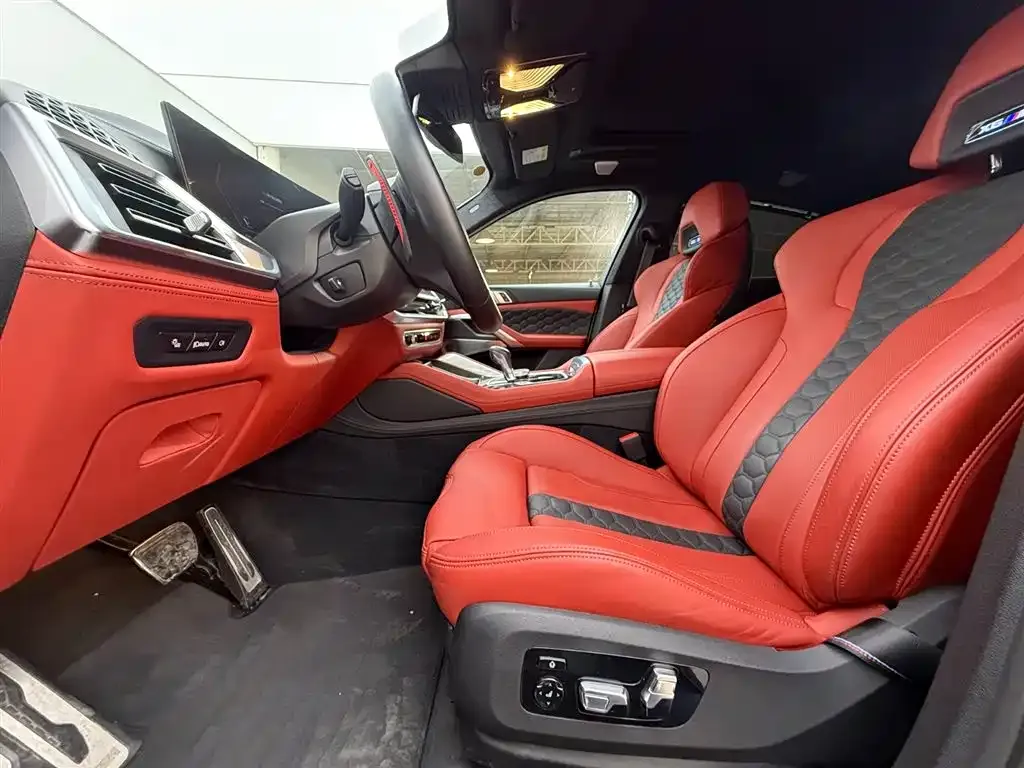 BMW X6 M 2024 из CN, фото 10