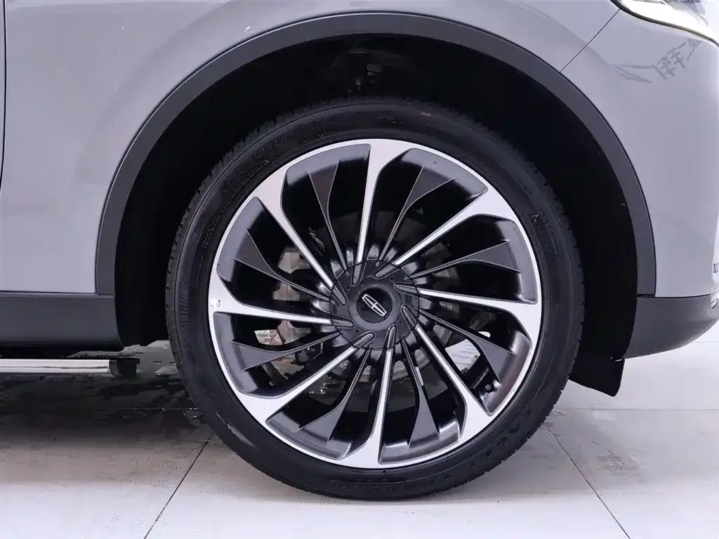 Lincoln Aviator 2024 из CN, фото 3