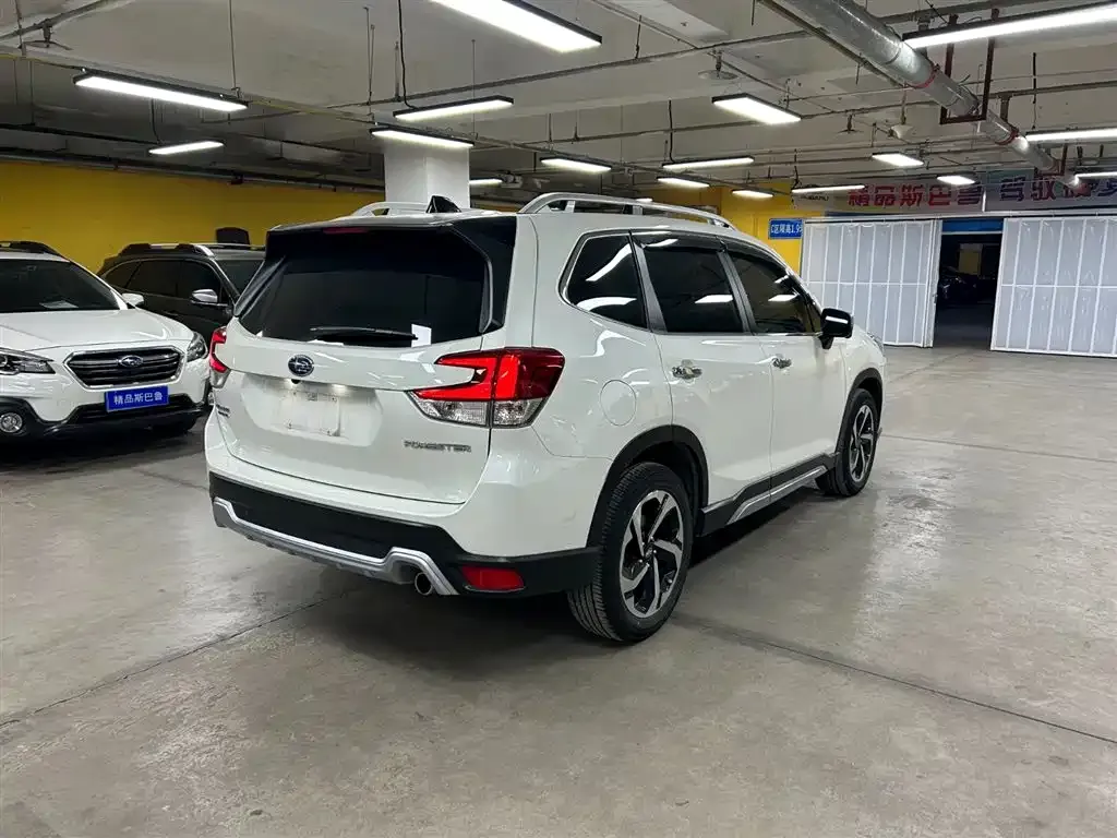 Subaru Forester 2024 из CN, фото 10