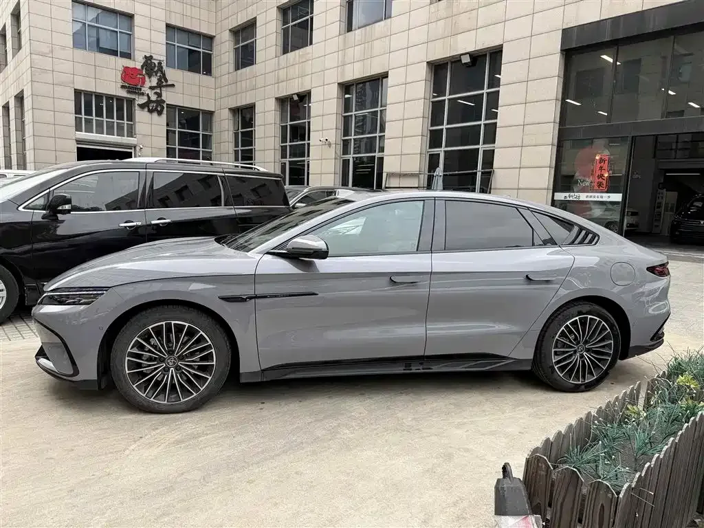 BYD Han 2025 из CN, фото 4