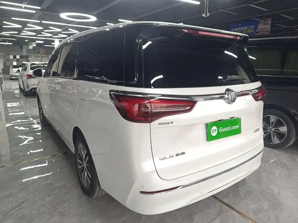 Buick GL8 2022 из CN, фото 8