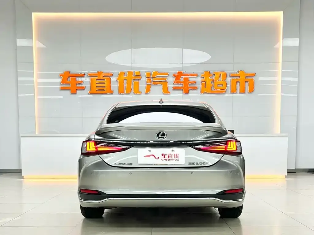 Lexus ES 2024 из CN, фото 2