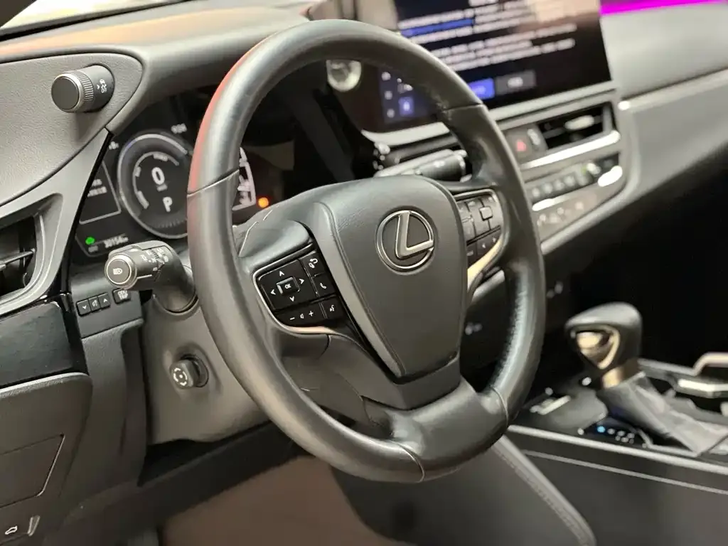 Lexus ES 2024 из CN, фото 8