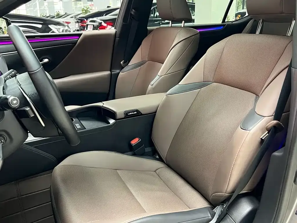 Lexus ES 2024 из CN, фото 9