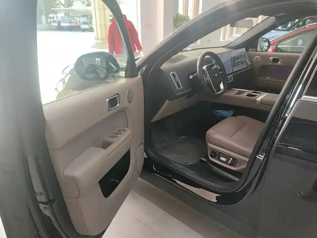 Li Auto L7 2025 из CN, фото 2