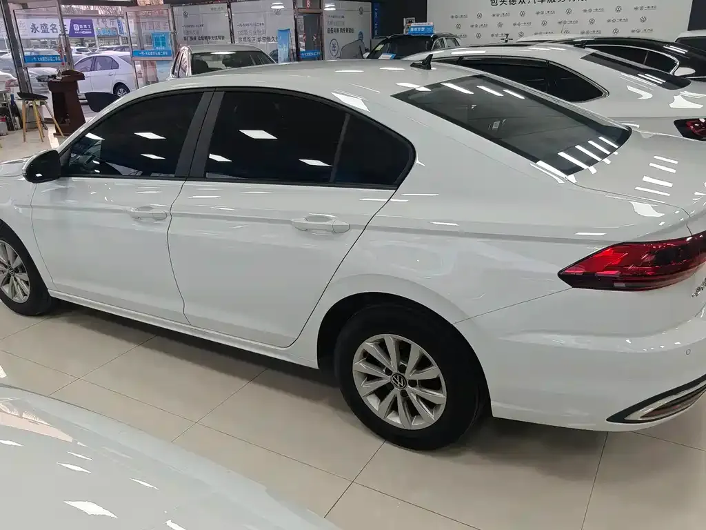 Volkswagen Bora 2024 из CN, фото 7