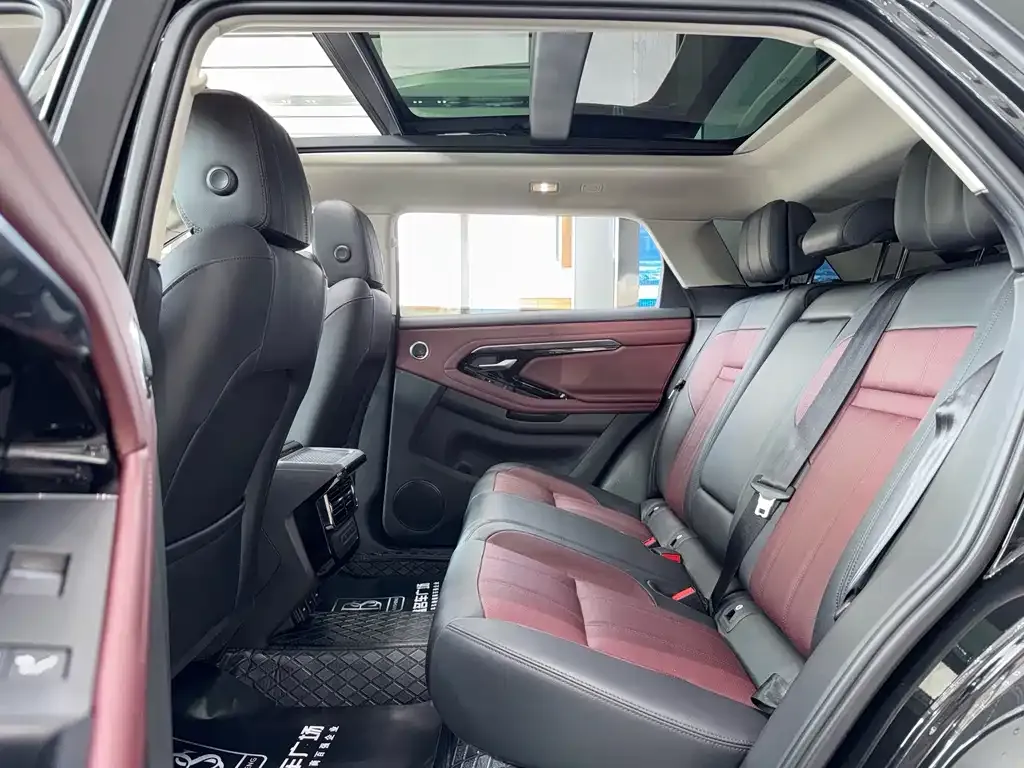 Land Rover Evoque — фото 6