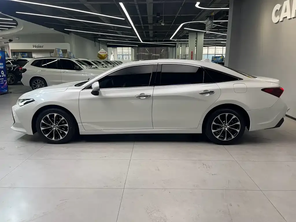 Toyota Avalon 2024 из CN, фото 8