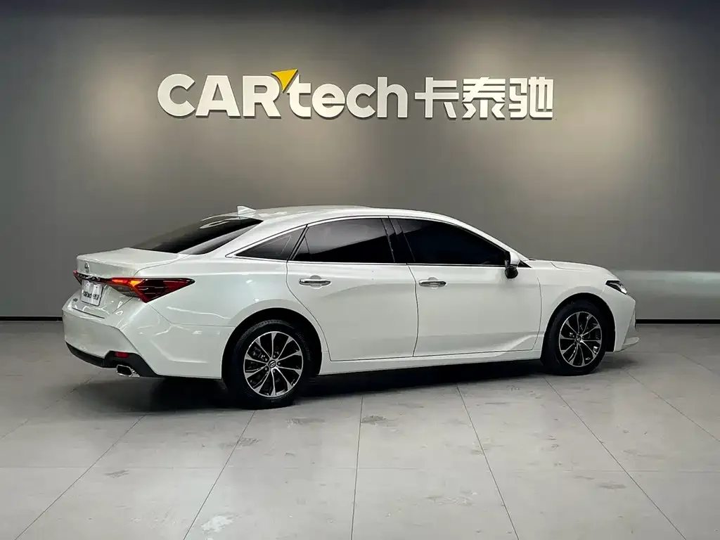 Toyota Avalon 2024 из CN, фото 3