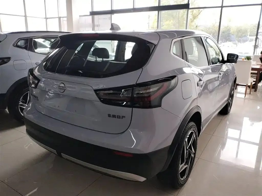 Nissan Qashqai — фото 3