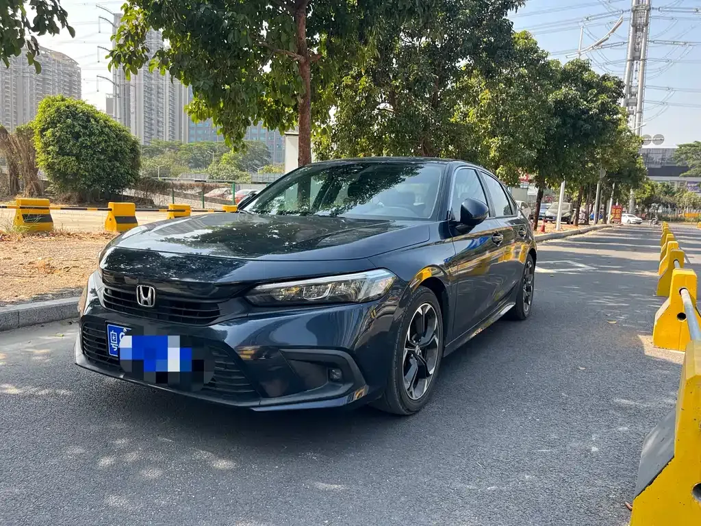 Honda Civic — фото 1