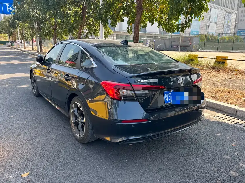 Honda Civic — фото 7