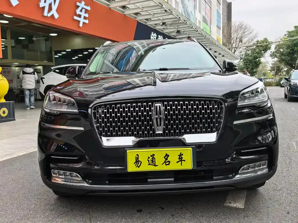 Lincoln Aviator 2023 из CN, фото 3