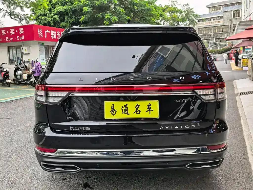 Lincoln Aviator 2023 из CN, фото 9