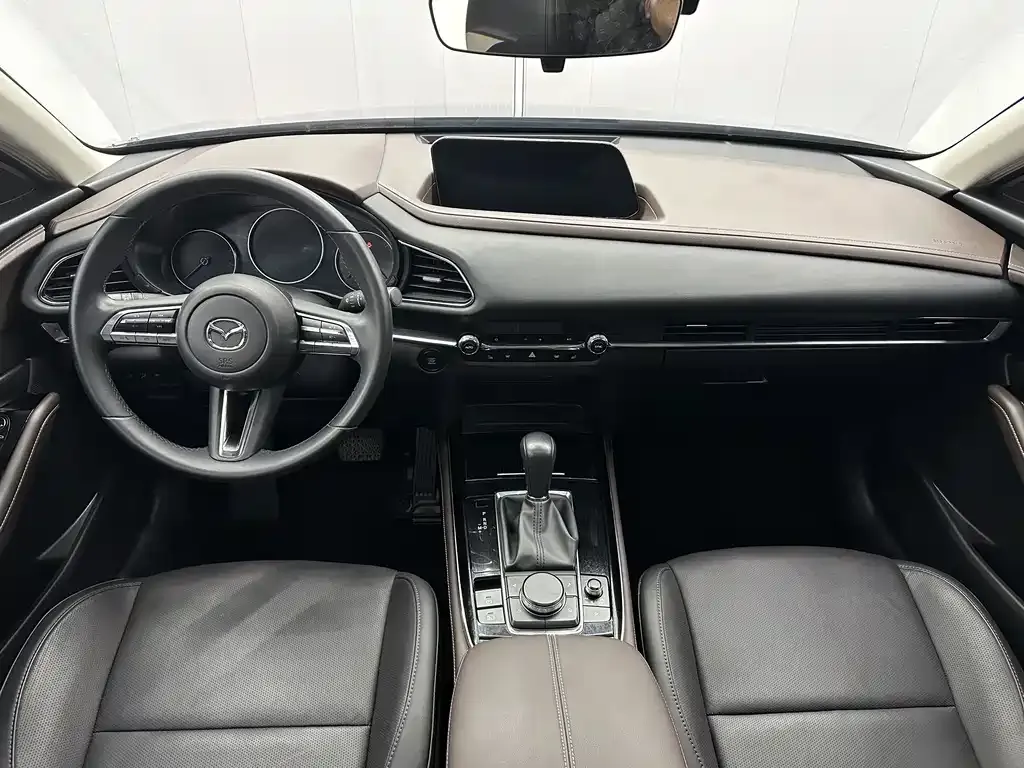 Mazda CX-30 2022 из CN, фото 10