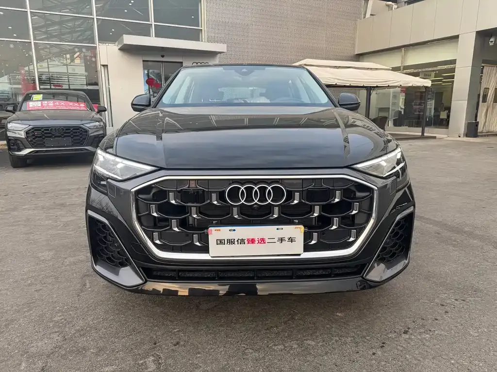 Audi Q8 2025 из CN, фото 7
