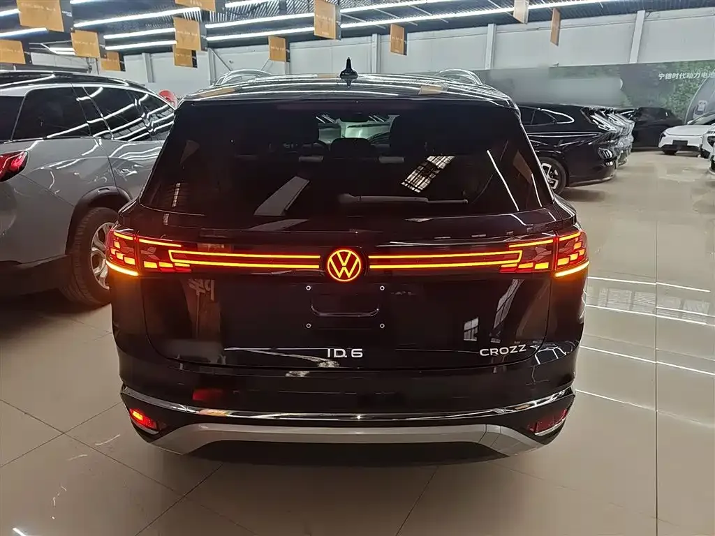 Volkswagen ID.6 Crozz 2021 из CN, фото 2