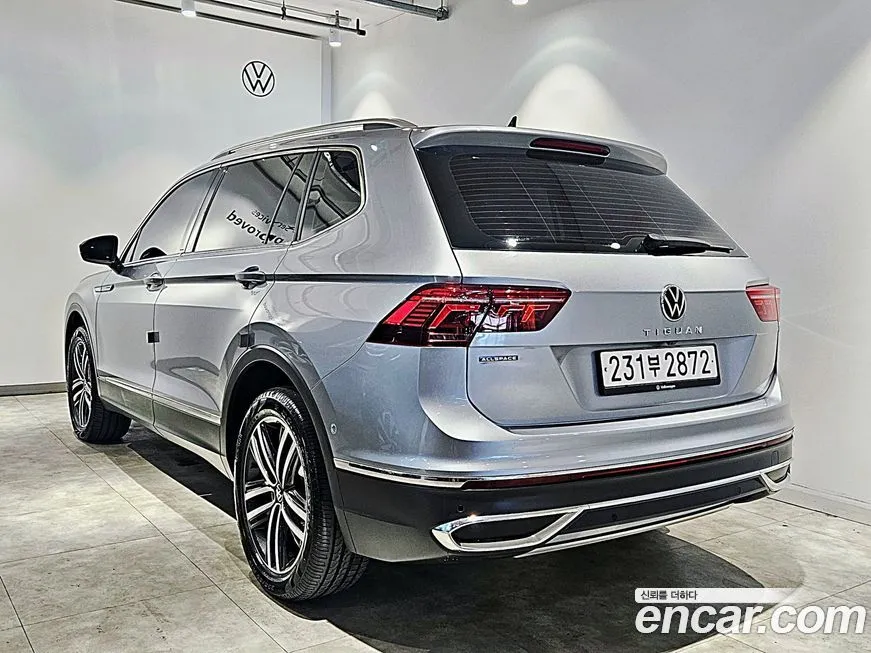 Volkswagen Tiguan — фото 5