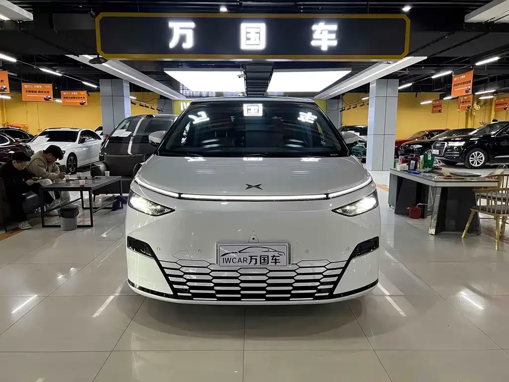 XPeng X9 2024 из CN, фото 1