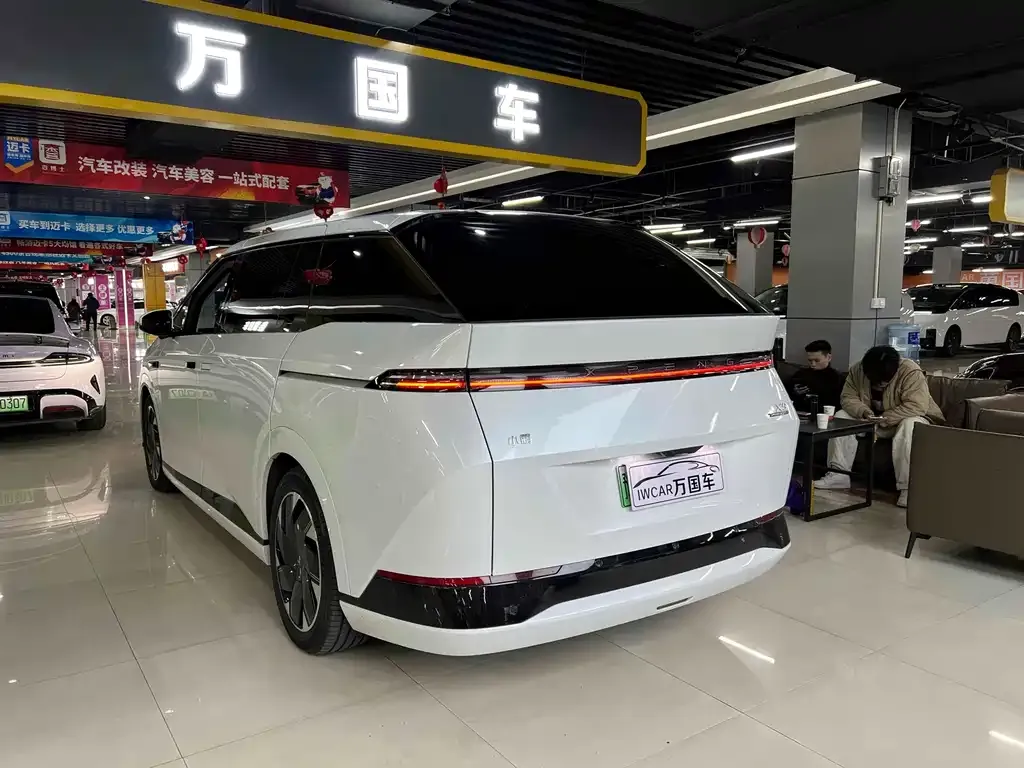 XPeng X9 2024 из CN, фото 9