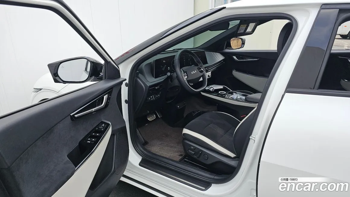 Kia EV6 — фото 3
