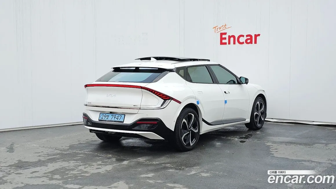 Kia EV6 — фото 6
