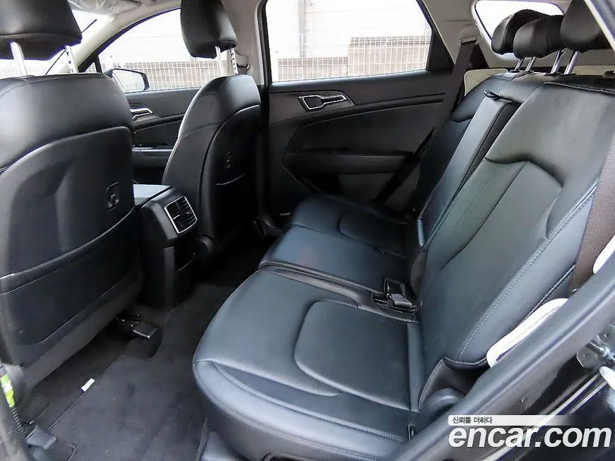Kia Sportage — фото 6