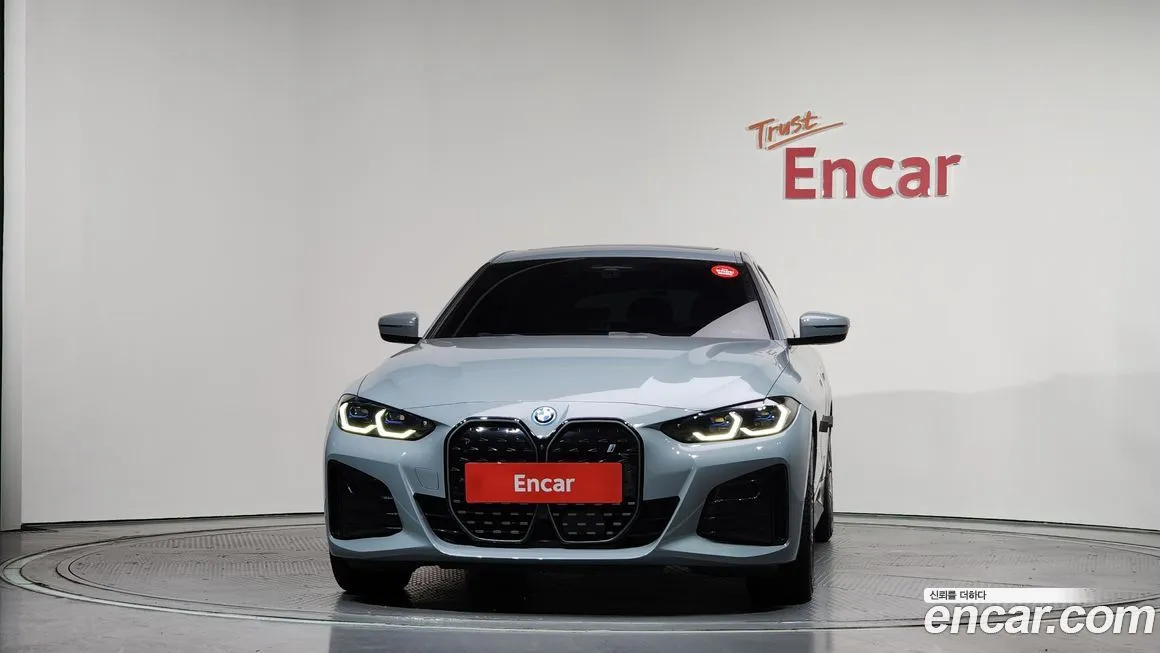 BMW i4 2022 из KR, фото 3